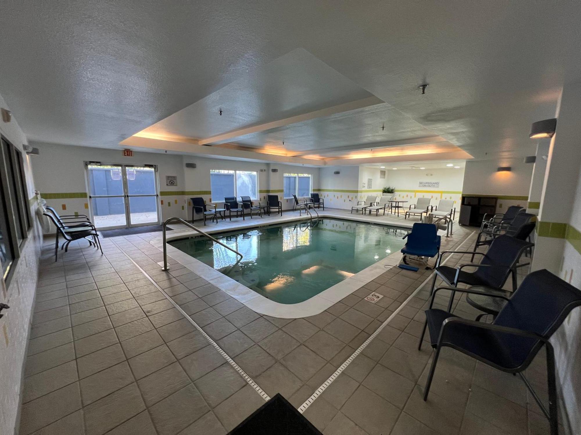 Country Inn & Suites By Radisson, Lsu - Medical Corridor Baton Rouge Exteriér fotografie