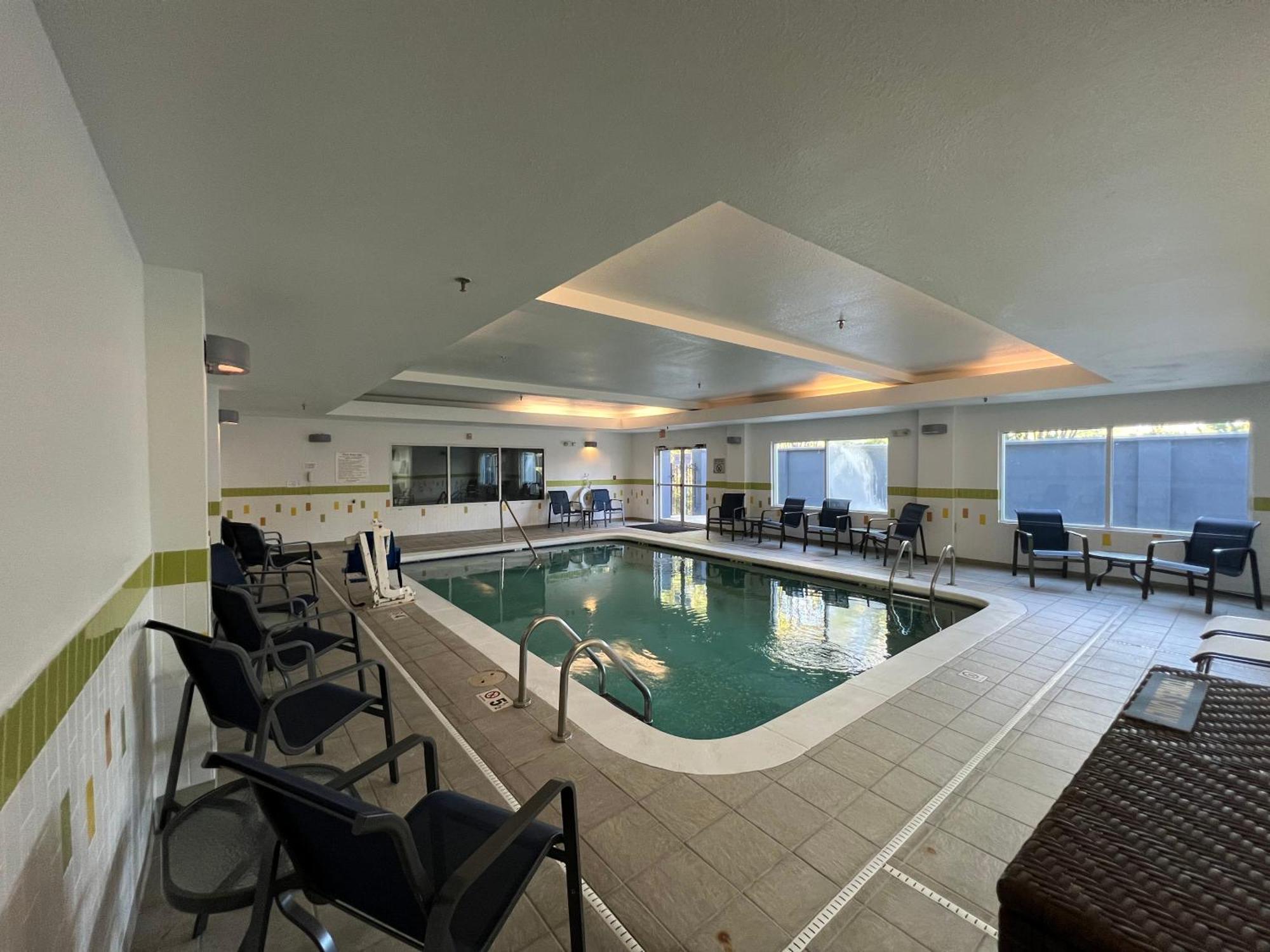 Country Inn & Suites By Radisson, Lsu - Medical Corridor Baton Rouge Exteriér fotografie