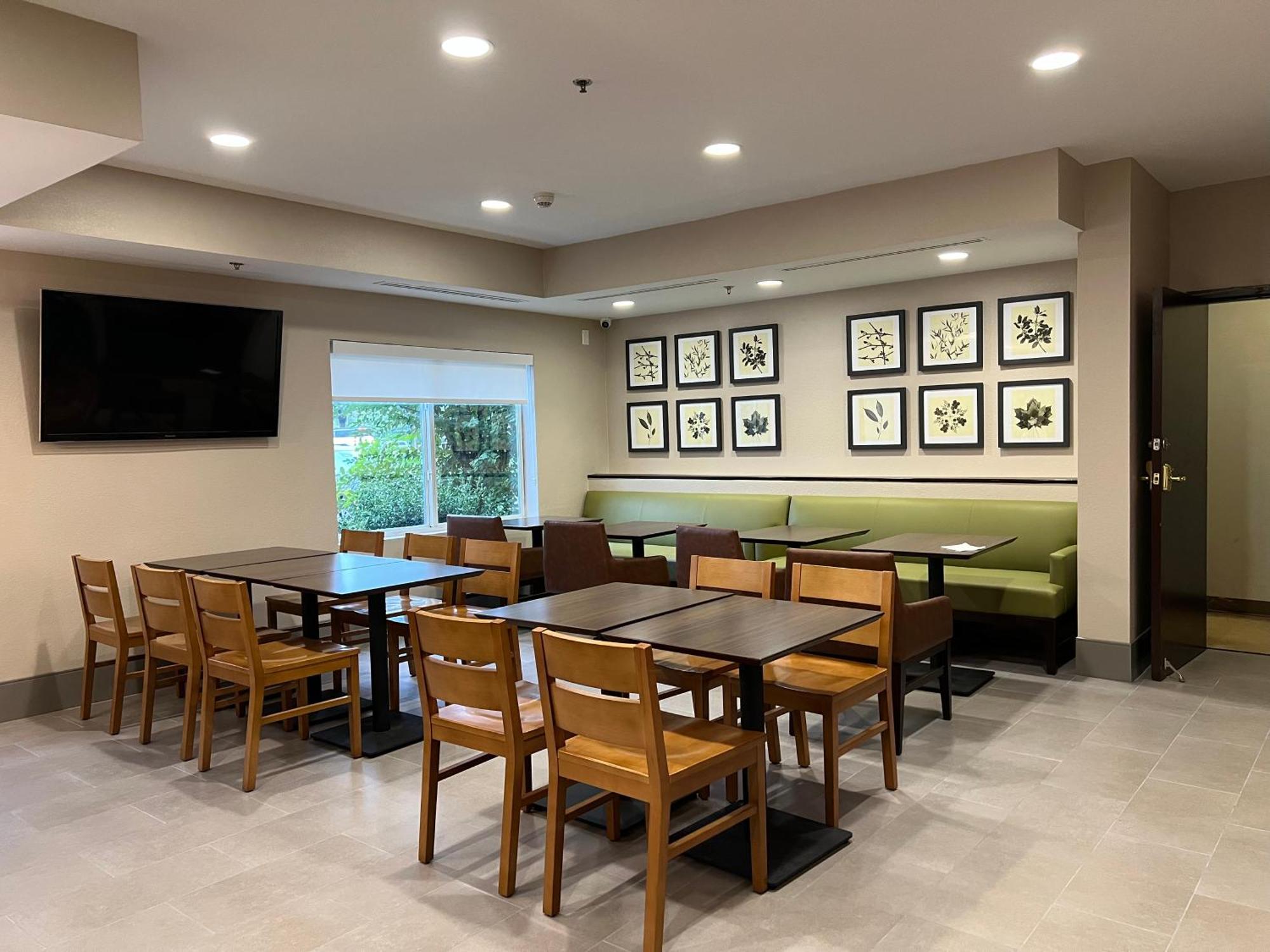 Country Inn & Suites By Radisson, Lsu - Medical Corridor Baton Rouge Exteriér fotografie